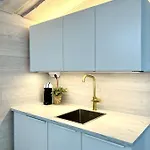 Glass Igloos By The Water - Lasisviitit لاوكا