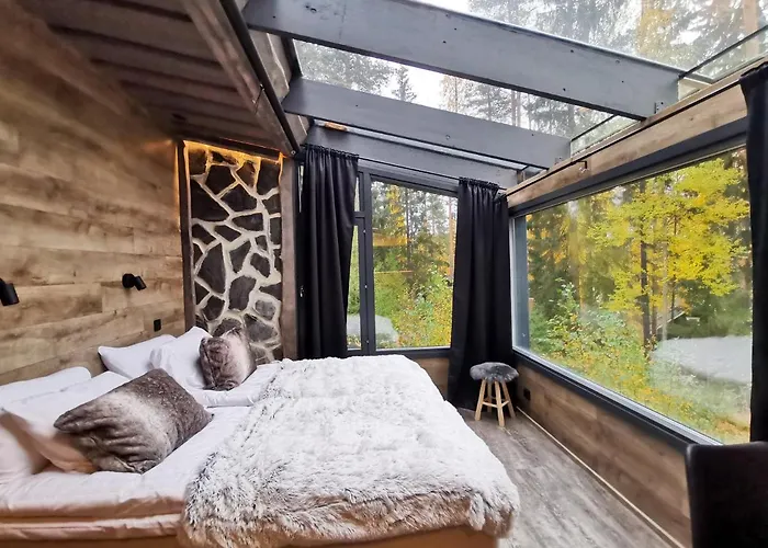 Glass Igloos By The Water - Lasisviitit *